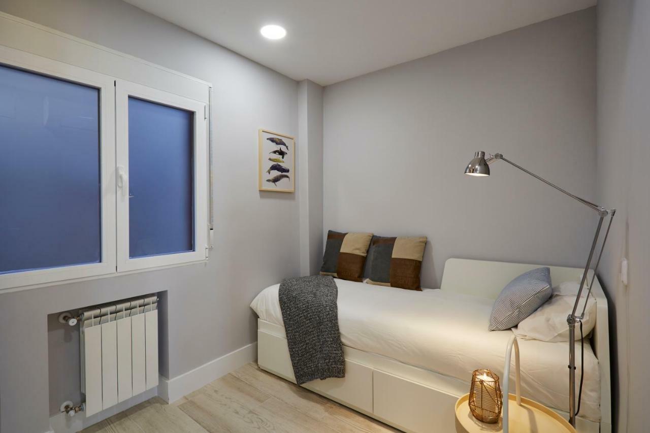 Leeways Apartment In Ave Maria Madrid Exteriör bild